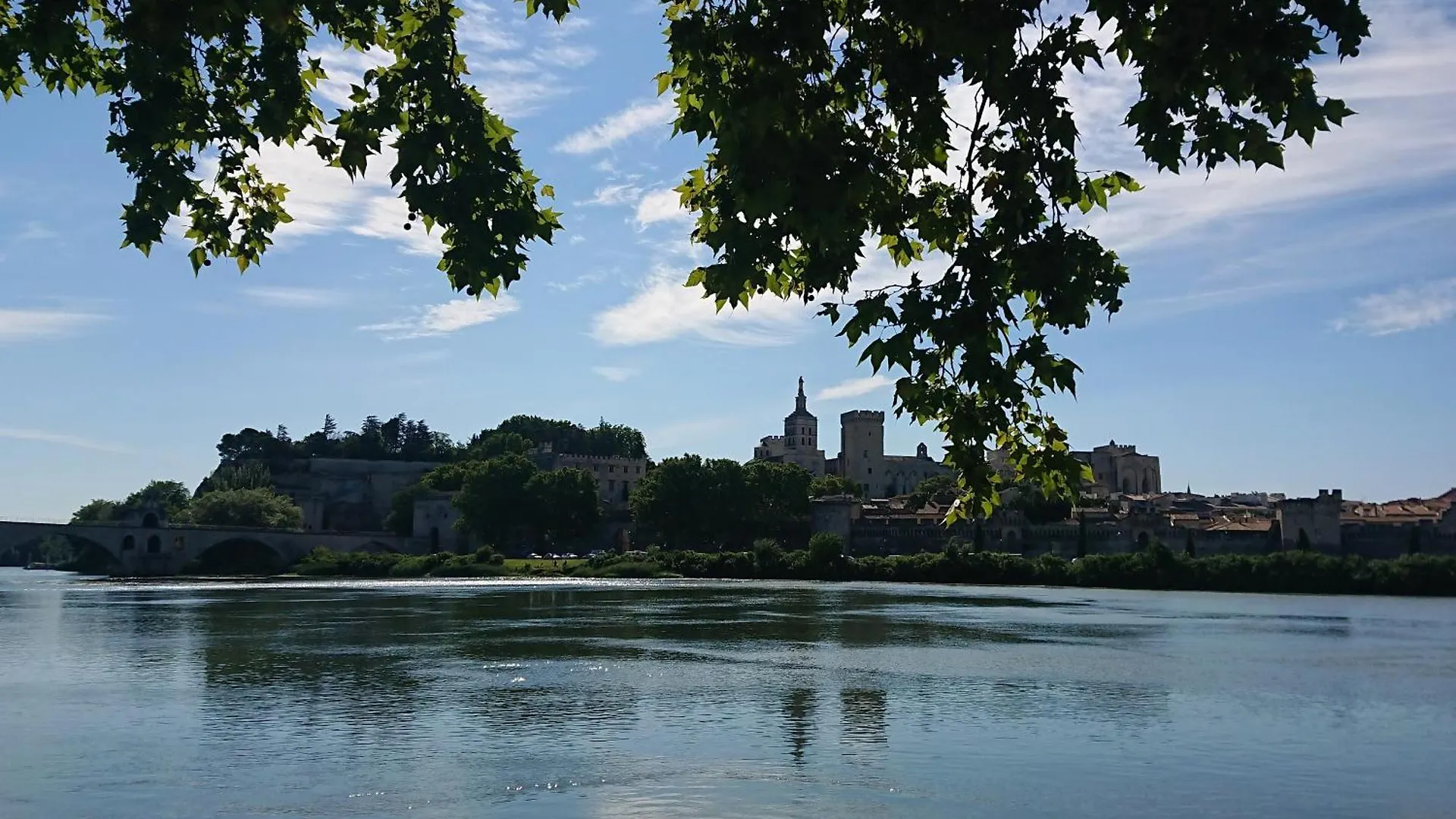 Lodges & Nature - 71 Avignon France