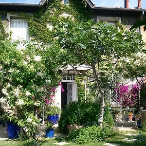 Les Petits Poissons Bed and breakfast